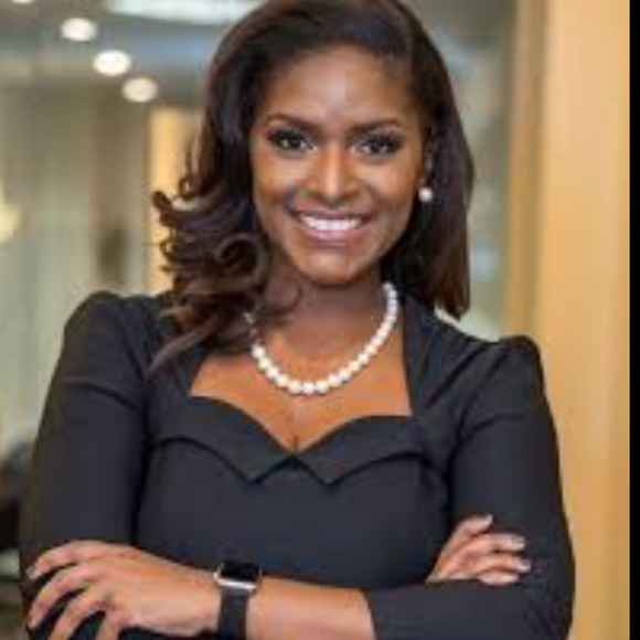 Meet your Posher, Jessica - Picture 1 of 1